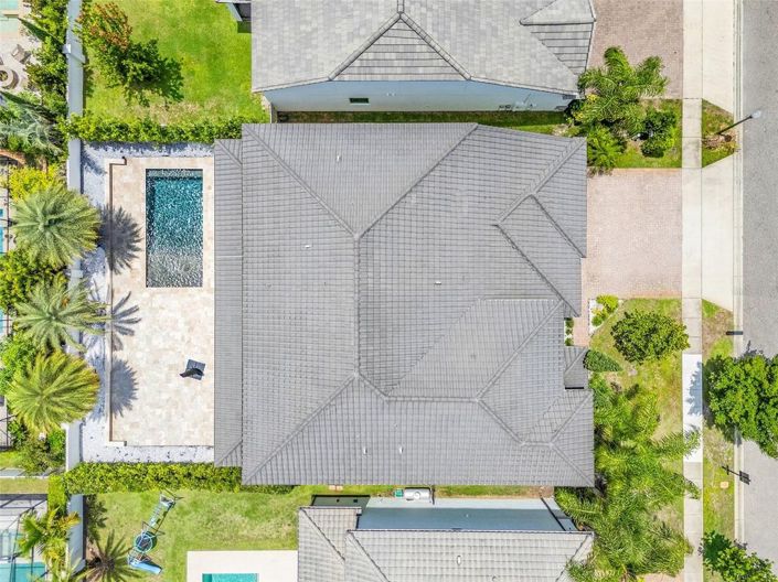 Image No.9-6 Bed House for sale