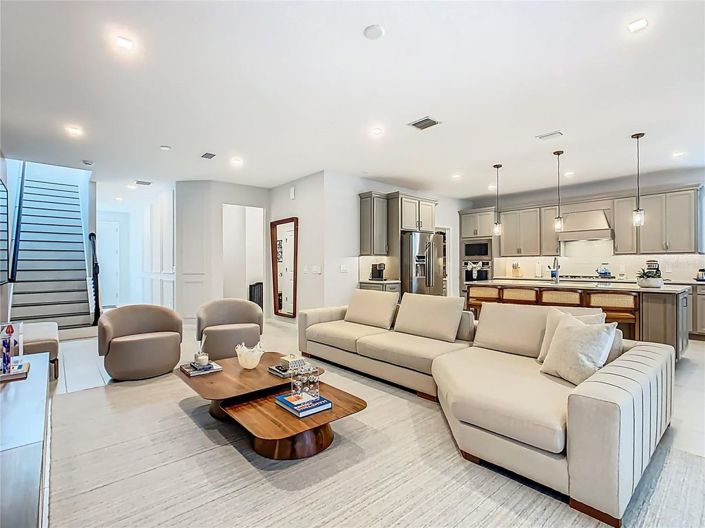 Image No.14-5 Bed House for sale