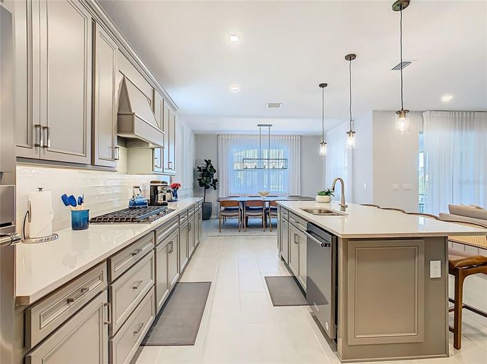 Image No.18-5 Bed House for sale