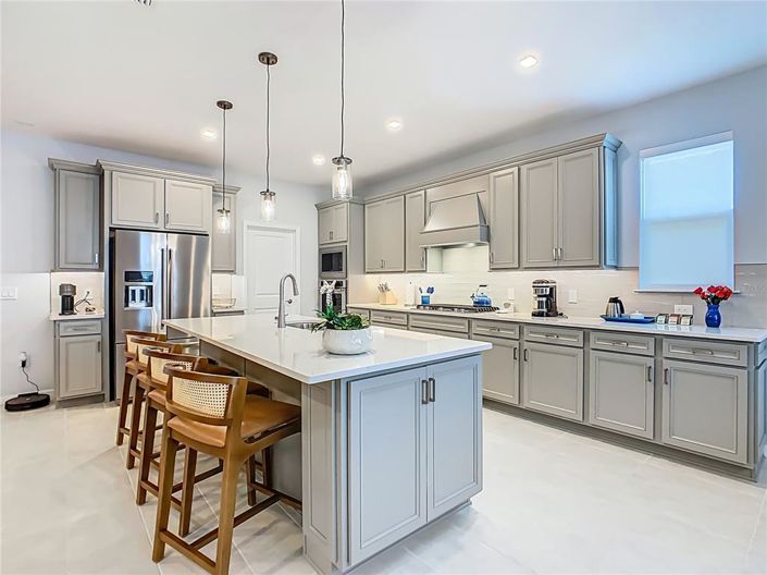 Image No.24-5 Bed House for sale