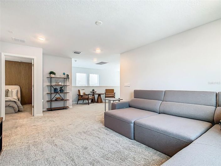 Image No.35-5 Bed House for sale