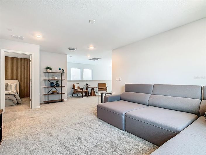 Image No.37-5 Bed House for sale