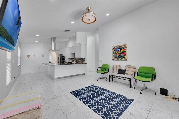 Image No.27-4 Bed House for sale