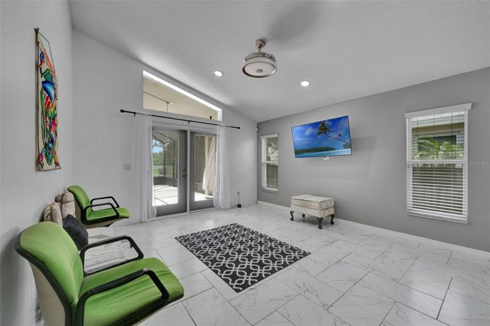 Image No.29-4 Bed House for sale