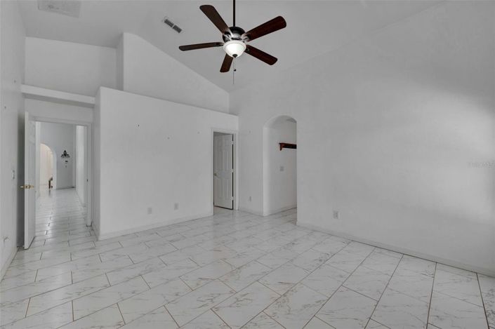 Image No.32-4 Bed House for sale