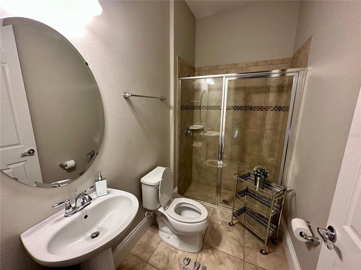 Image No.16-4 Bed House for sale