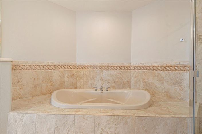 Image No.25-3 Bed Townhouse for sale