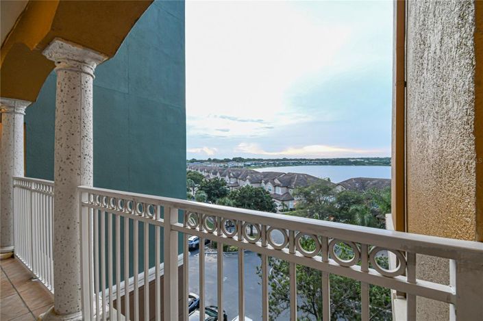 Image No.37-3 Bed Townhouse for sale