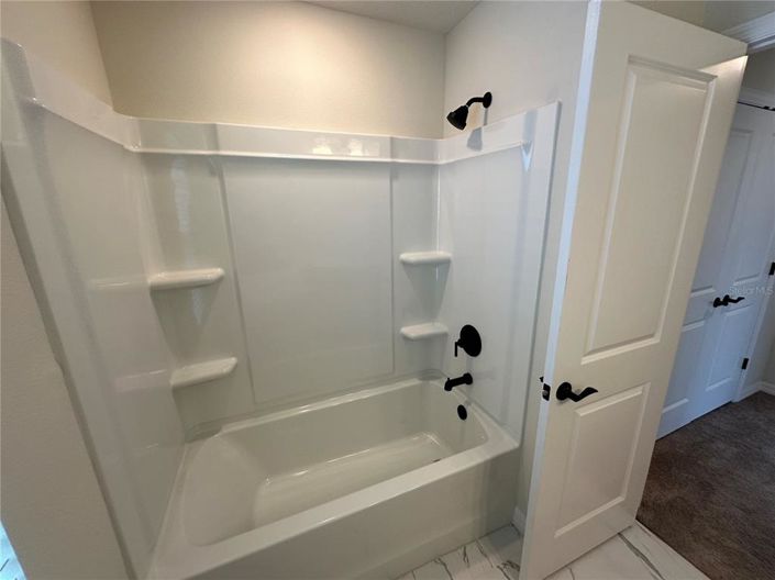 Image No.38-5 Bed House for sale