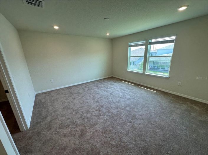 Image No.40-5 Bed House for sale