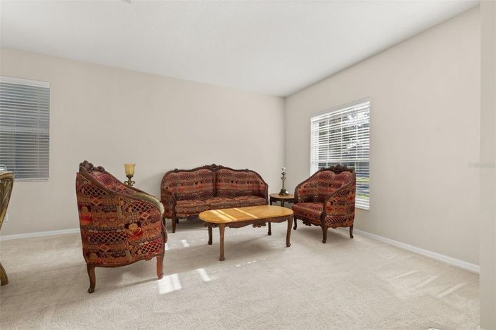 Image No.10-4 Bed House for sale