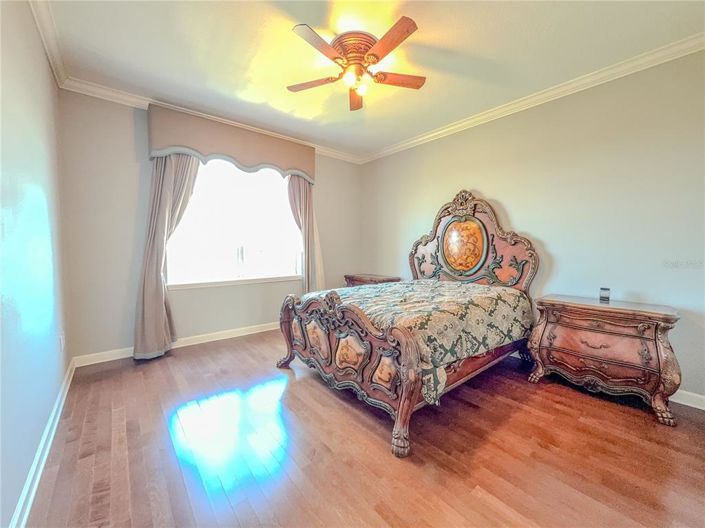 Image No.11-3 Bed Apartment for sale