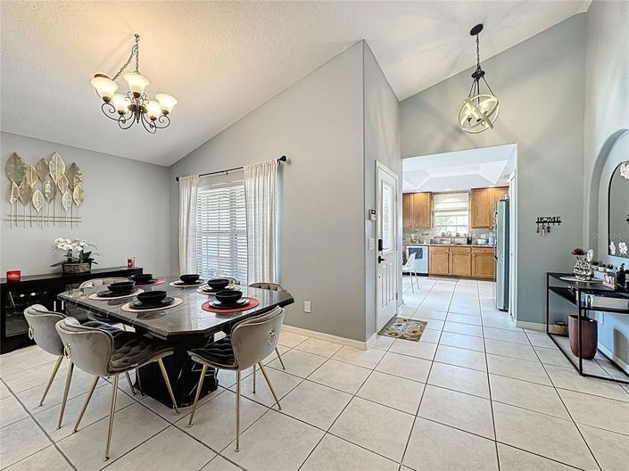 Image No.8-4 Bed House for sale