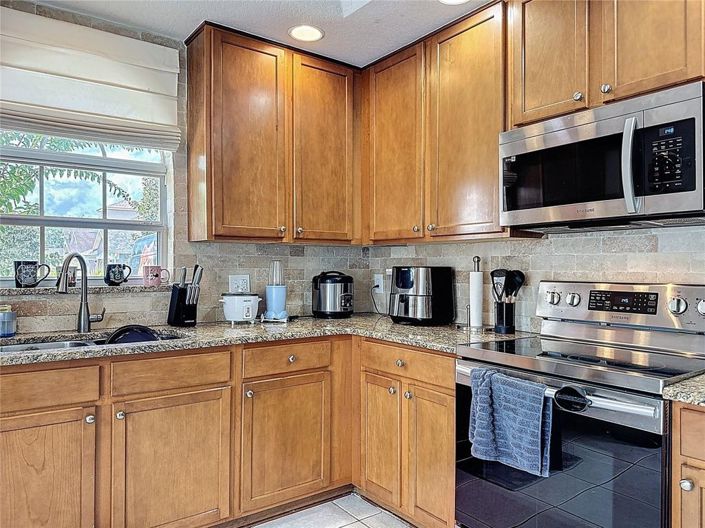 Image No.10-4 Bed House for sale