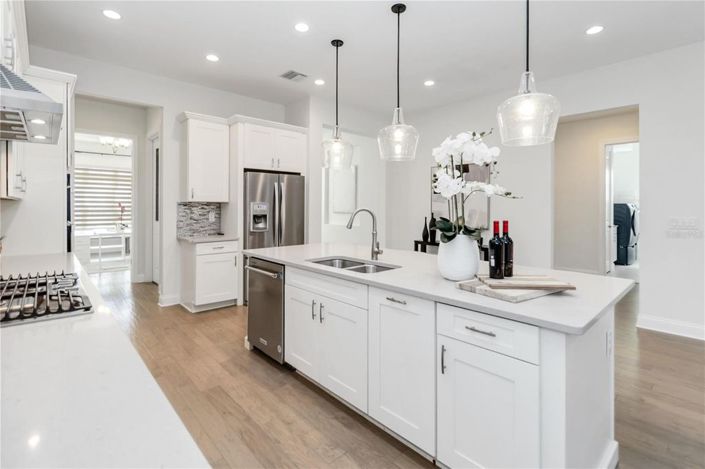 Image No.11-5 Bed House for sale