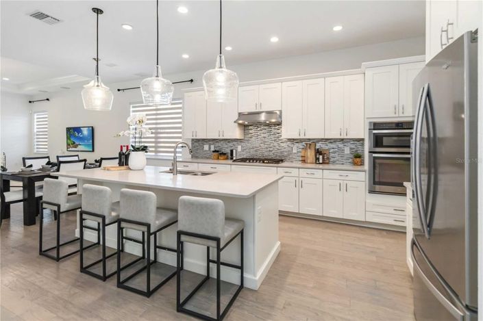 Image No.12-5 Bed House for sale