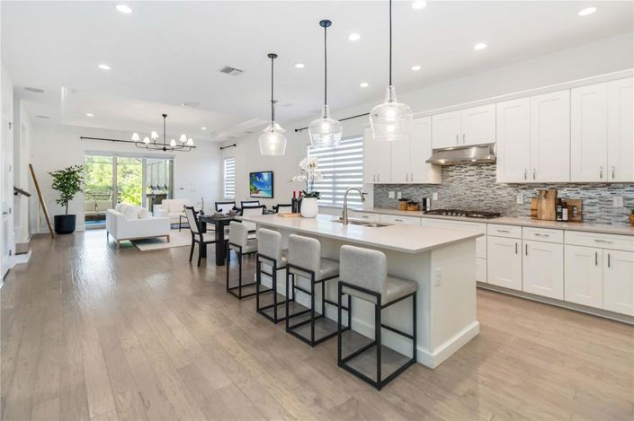 Image No.14-5 Bed House for sale