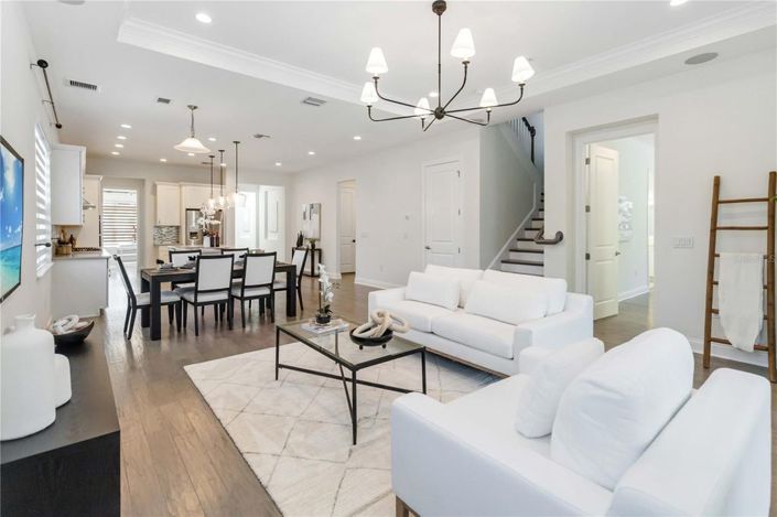 Image No.17-5 Bed House for sale