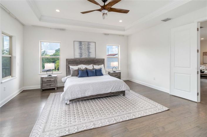 Image No.32-5 Bed House for sale