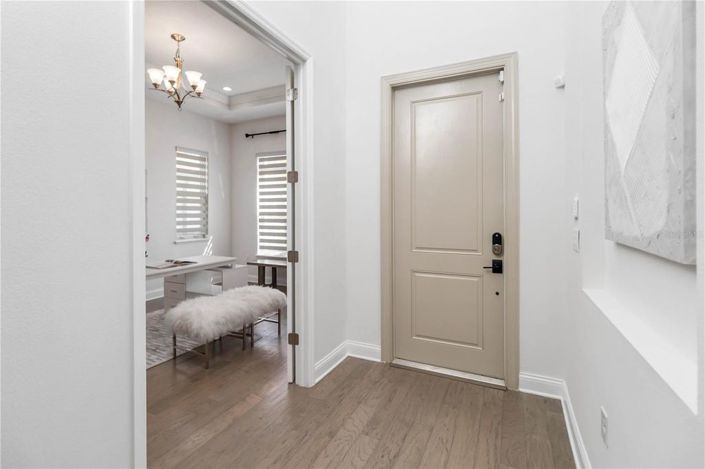 Image No.7-5 Bed House for sale