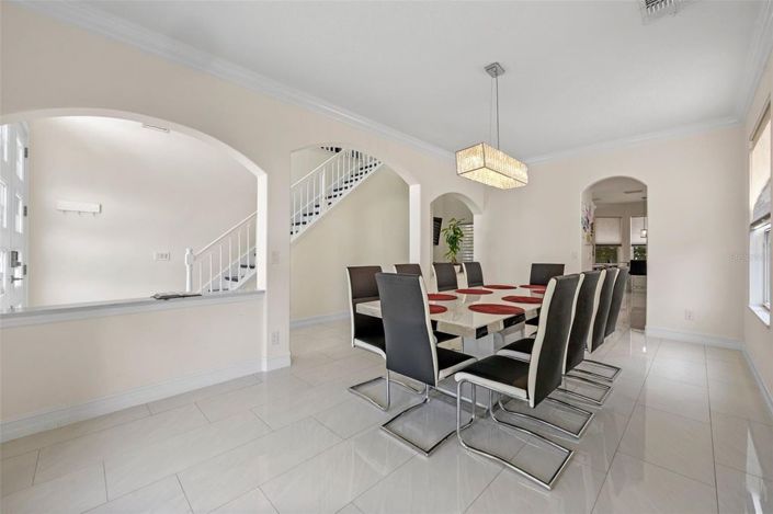 Image No.10-5 Bed House for sale