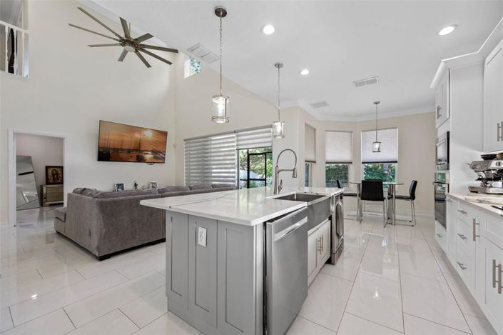 Image No.14-5 Bed House for sale