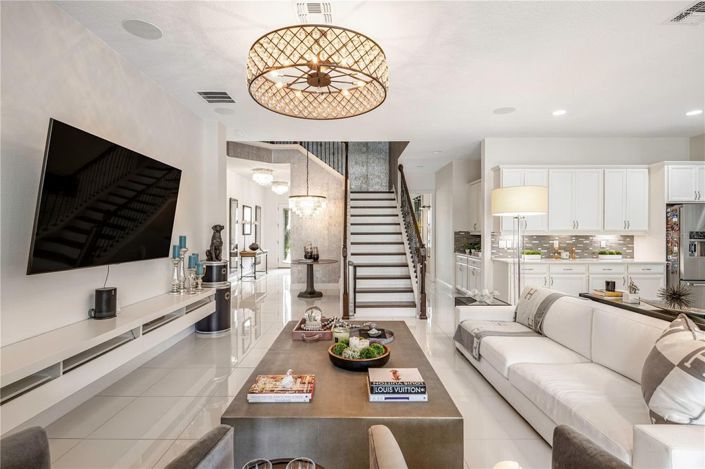 Image No.14-6 Bed House for sale