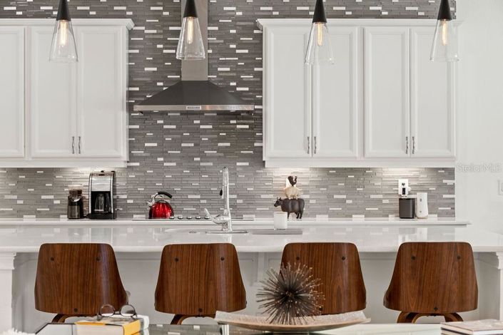 Image No.27-6 Bed House for sale