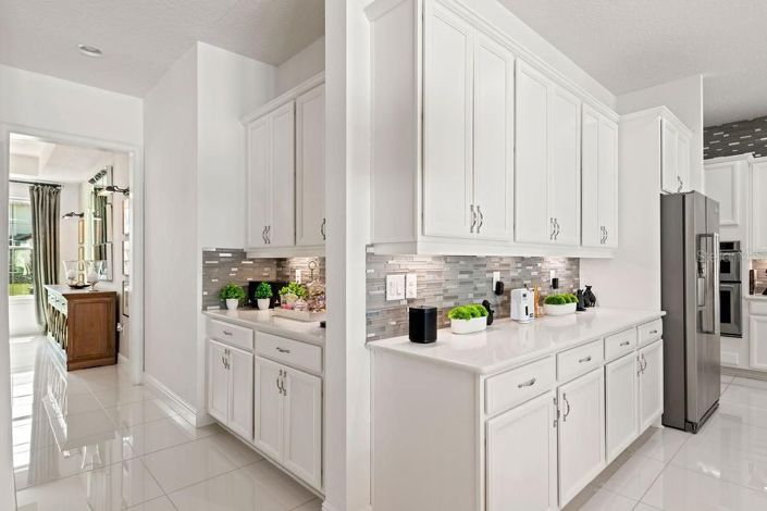 Image No.36-6 Bed House for sale