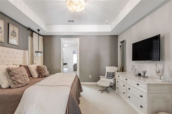 Image No.39-6 Bed House for sale