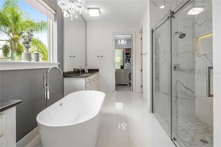 Image No.45-6 Bed House for sale