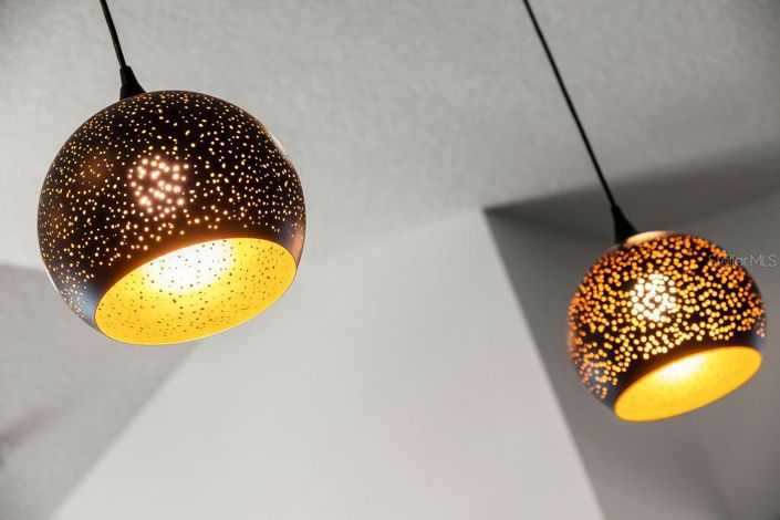 Image No.60-6 Bed House for sale