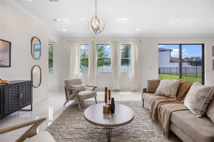 Image No.22-5 Bed House for sale