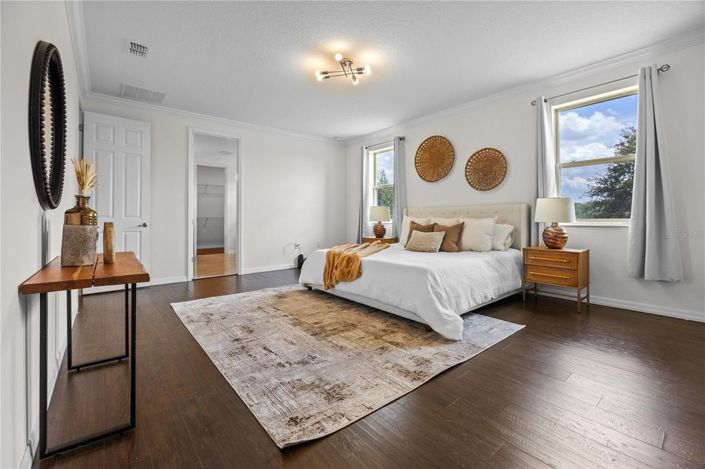 Image No.32-5 Bed House for sale