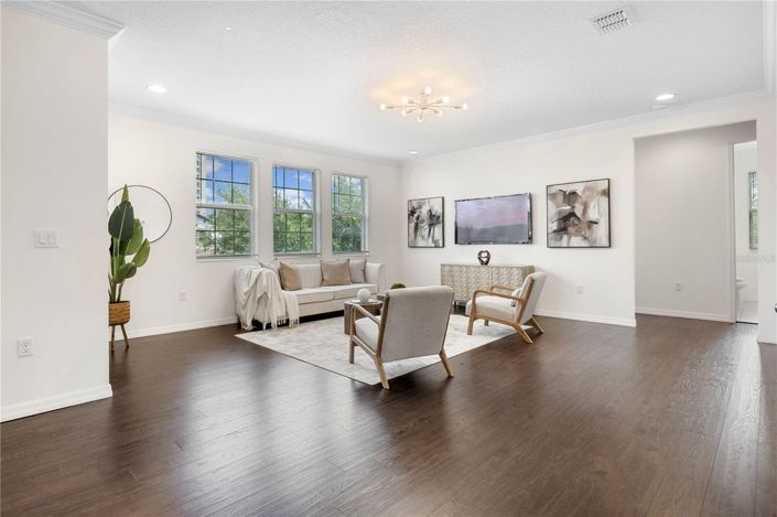 Image No.39-5 Bed House for sale