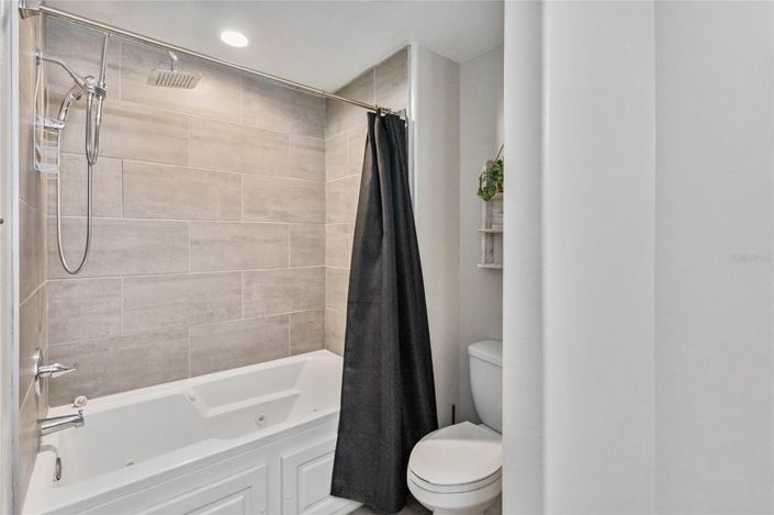 Image No.27-2 Bed Townhouse for sale