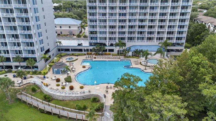 Image No.36-2 Bed Townhouse for sale