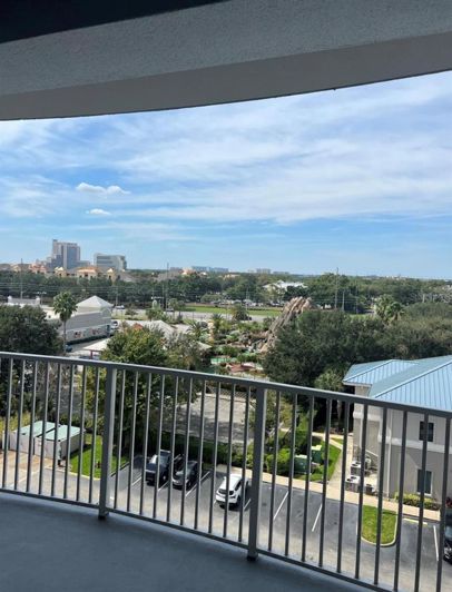 Image No.12-2 Bed Townhouse for sale