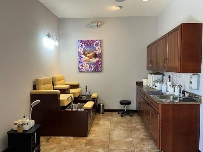 Image No.30-3 Bed Townhouse for sale