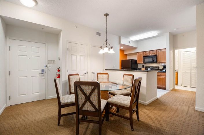 Image No.15-2 Bed Townhouse for sale