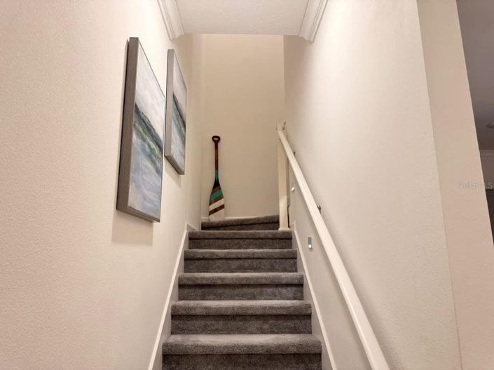 Image No.16-5 Bed Townhouse for sale