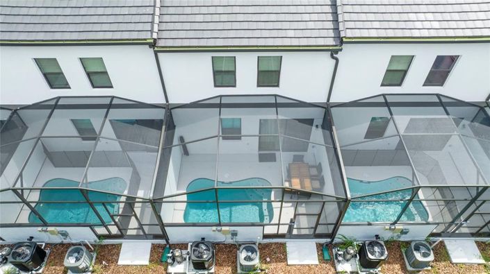 Image No.40-5 Bed Townhouse for sale