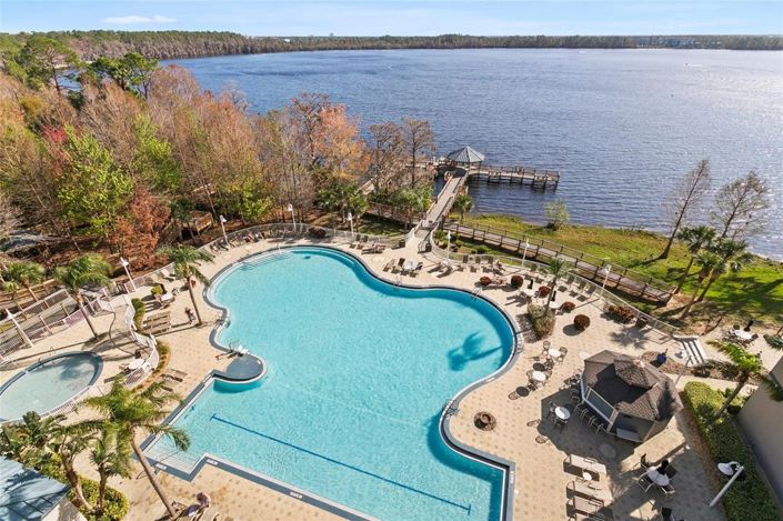 Image No.26-2 Bed Townhouse for sale