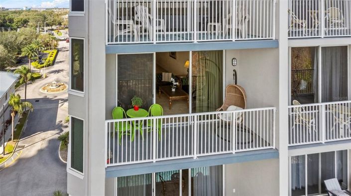 Image No.36-2 Bed Townhouse for sale