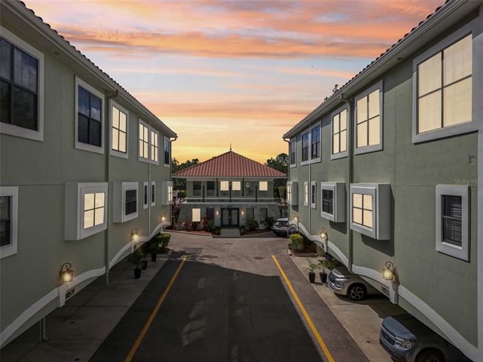 Image No.30-Maison de ville de 4 chambres à vendre à Saint John