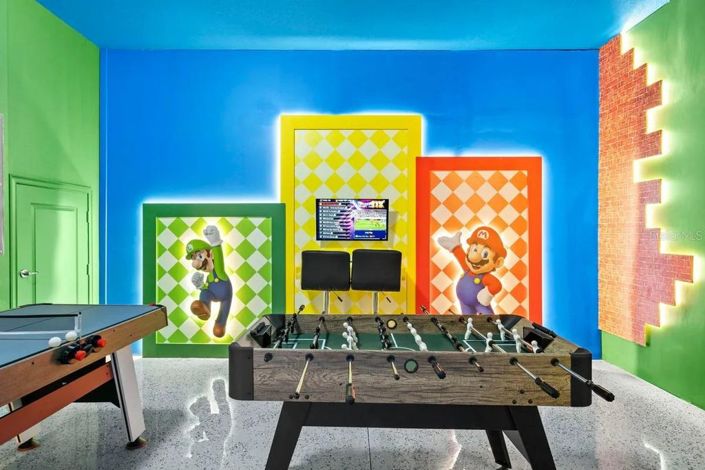 Image No.16-5 Bed Townhouse for sale