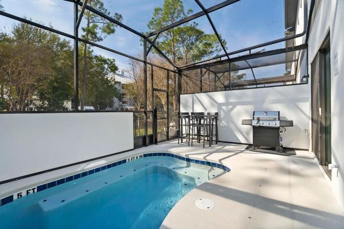 Image No.21-5 Bed Townhouse for sale