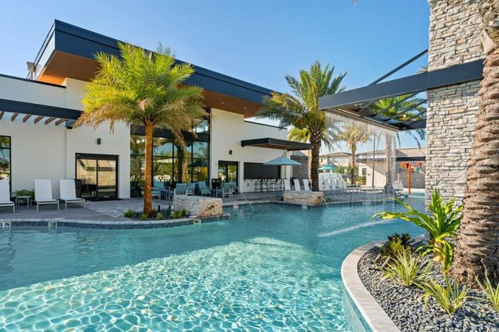 Image No.48-Maison de ville de 5 chambres à vendre à Saint John