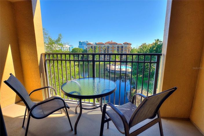 Image No.5-2 Bed Townhouse for sale