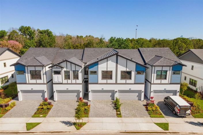 Image No.28-5 Bed Townhouse for sale